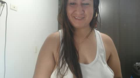 iiisabella online show from February 2, 10:36 am