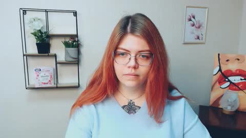 Snapshot of lina_ri chatting on October 29, 10:17 am lina_ri online show from October 29, 10:17 am