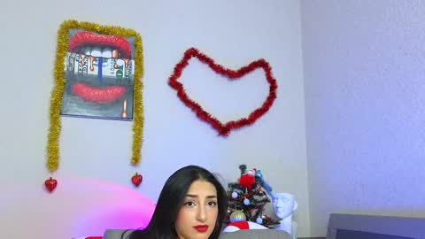 Snapshot of lina_robbins chatting on December 21, 1:47 am Lina Robbins online show from December 21, 1:47 am