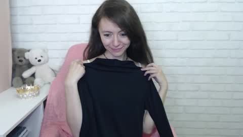 Lina Rouge online show from September 27, 4:06 am