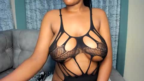 lina sexy58 online show from February 2, 7:45 pm