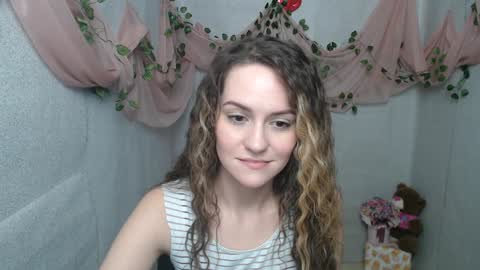 Lina online show from December 26, 10:26 am