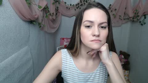 Lina online show from January 14, 6:45 am