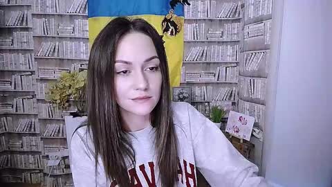 Lina online show from October 26, 8:20 am