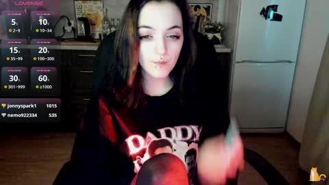 Lina 3  1715622743 online show from December 24, 11:38 am