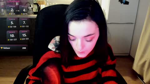 Lina 3  1715622743 online show from December 27, 12:56 pm