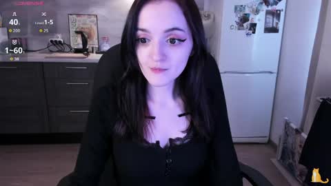 Lina 3  1715622743 online show from April 15, 1:18 pm