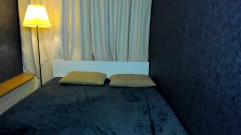 Snapshot of lina_vi chatting on December 24, 5:49 am Lina online show from December 24, 5:49 am