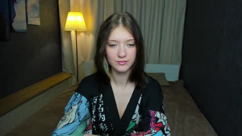 Snapshot of lina_vi chatting on December 31, 3:23 am Lina online show from December 31, 3:23 am