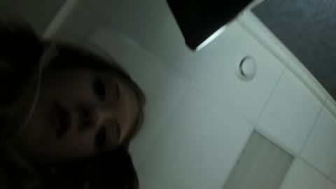 Snapshot of lina_vi chatting on January 9, 5:55 am Lina online show from January 9, 5:55 am