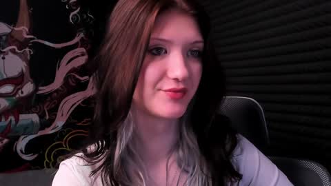 Snapshot of lina_vi chatting on February 7, 4:27 am Lina online show from February 7, 4:27 am