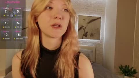 Snapshot of lina_vi chatting on April 16, 10:01 pm Lina online show from April 16, 10:01 pm