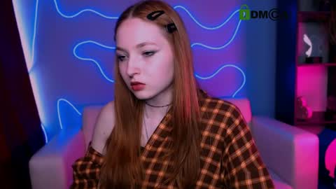 Snapshot of linaa_dolly chatting on May 15, 10:55 am linaa_dolly online show from May 15, 10:55 am