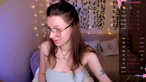 Lina online show from October 23, 3:17 am