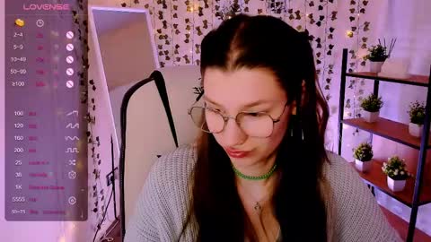 Lina online show from May 24, 8:19 am