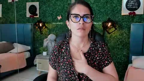 Lina  online show from October 22, 11:32 am