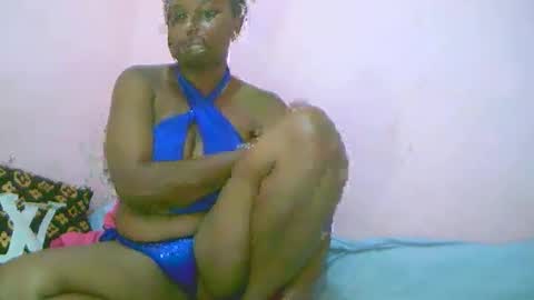 linah1123 online show from September 28, 6:35 pm