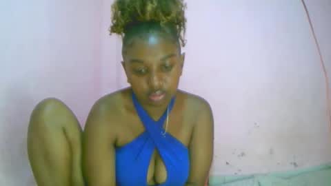 linah1123 online show from October 17, 9:12 am