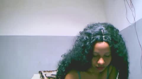 Snapshot of linah1123 chatting on February 16, 4:52 am linah1123 online show from February 16, 4:52 am