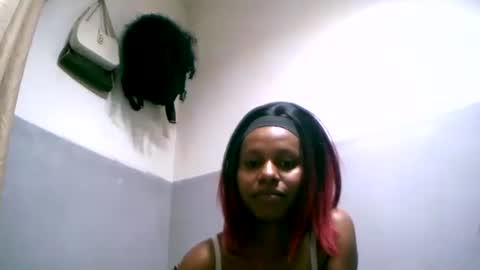 Snapshot of linah1123 chatting on February 22, 11:20 am linah1123 online show from February 22, 11:20 am