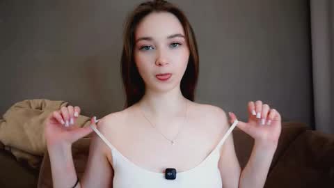 Lina online show from December 19, 6:37 pm