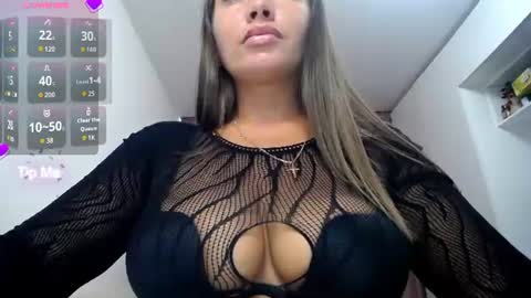 Snapshot of linasparks chatting on July 22, 11:46 am Lina Sparks online show from July 22, 11:46 am