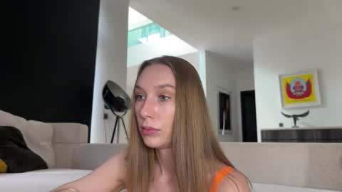 Lina online show from February 14, 5:37 am