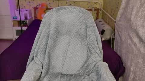 Luna online show from April 28, 6:57 pm