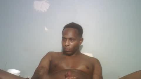 Snapshot of lincolnlongdick chatting on March 25, 10:21 am Richie Rich online show from March 25, 10:21 am