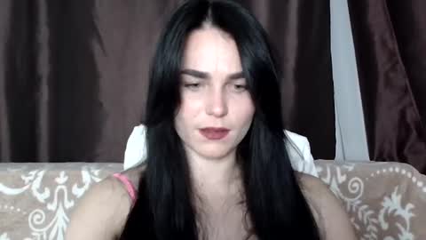 Snapshot of linda_aa chatting on March 7, 7:38 pm Linda online show from March 7, 7:38 pm