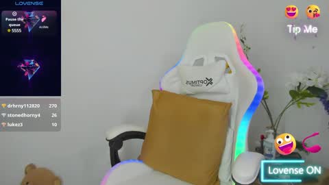 Snapshot of linda_crawford1 chatting on January 31, 10:42 pm Linda online show from January 31, 10:42 pm