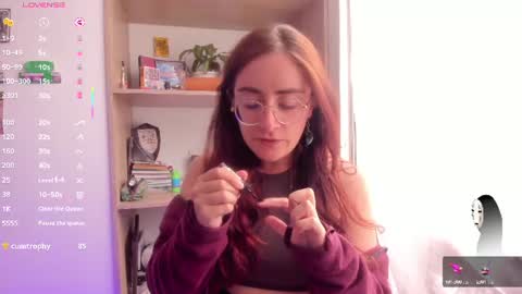 Snapshot of linda_giggle chatting on July 14, 4:45 pm Giggles online show from July 14, 4:45 pm