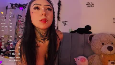 Lindaa maria  online show from January 15, 5:45 am