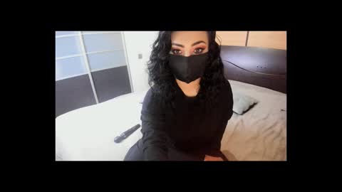 Snapshot of linda_moon6666 chatting on March 1, 4:42 pm Linda Moon666 online show from March 1, 4:42 pm