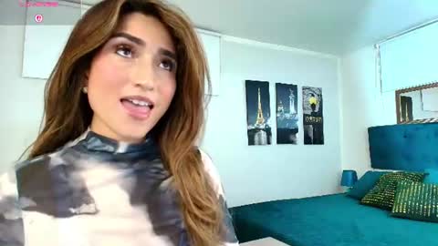 Snapshot of linda_morgan1 chatting on June 18, 10:52 am Maria Paula online show from June 18, 10:52 am