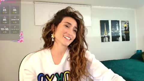 Snapshot of linda_morgan1 chatting on July 9, 10:41 am Maria Paula online show from July 9, 10:41 am