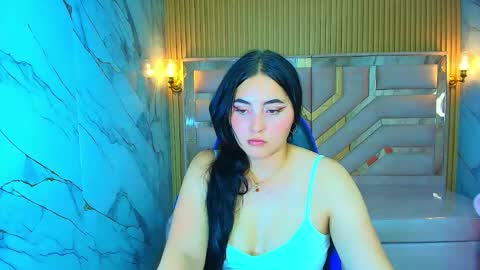 linda_r_ online show from January 9, 10:33 pm