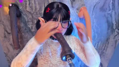 linda_sofi__ online show from April 9, 8:36 pm