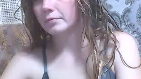 LindaAhSkysX online show from July 4, 9:10 pm