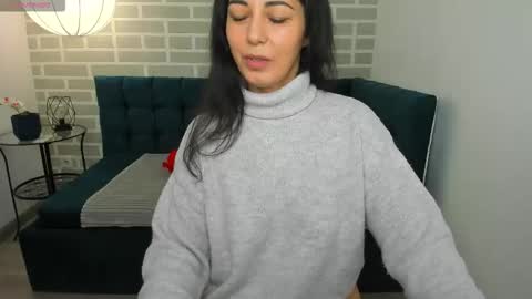 Linda online show from November 11, 1:38 am