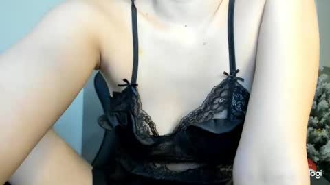 lindamei online show from December 26, 5:37 am