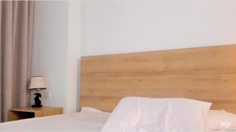 lindamei online show from February 26, 1:32 am