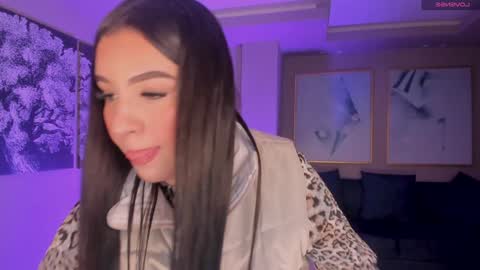 Lindsey Moss online show from December 31, 4:27 am