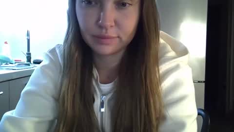 Snapshot of lindsisecret chatting on October 16, 6:31 pm Anna online show from October 16, 6:31 pm