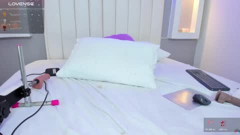 LINDA online show from January 17, 3:22 pm