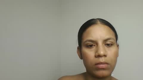 lineichun1708 online show from November 18, 7:07 pm