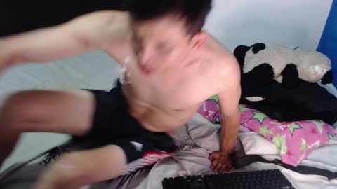 Snapshot of linger420 chatting on September 18, 5:20 am linger420 online show from September 18, 5:20 am