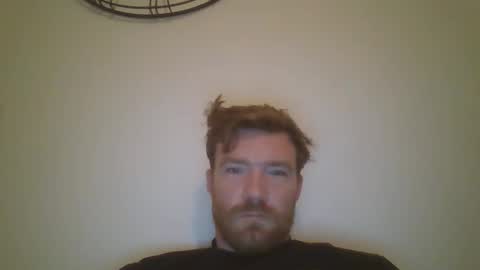 Snapshot of linguistixx333 chatting on February 4, 6:58 pm linguistixx333 online show from February 4, 6:58 pm