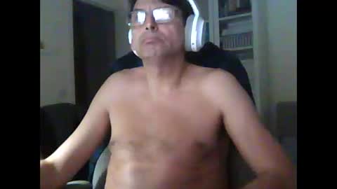 liongr69 online show from April 7, 9:37 pm