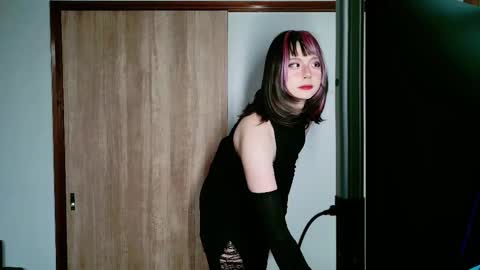 lionnigouki online show from January 5, 7:17 am